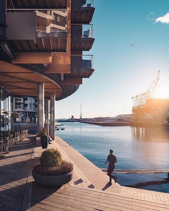 Tjuvholmen / Aker Brygge - Most Expensive Area In Oslo! Daire Dış mekan fotoğraf