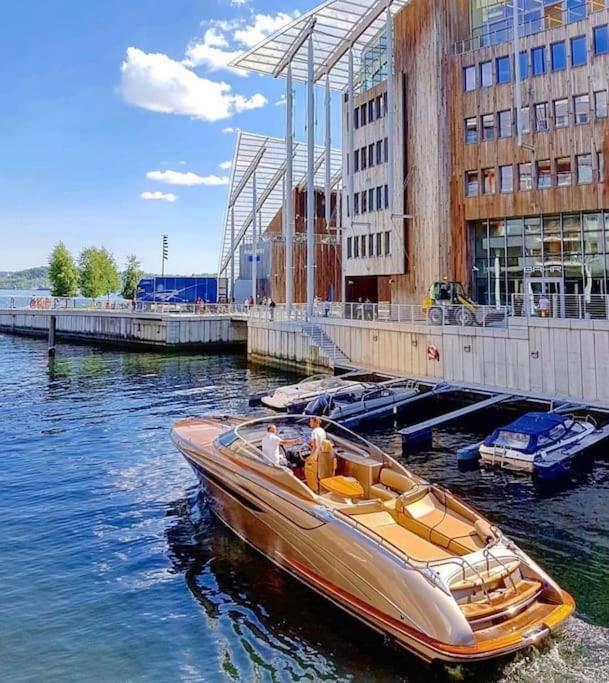 Tjuvholmen / Aker Brygge - Most Expensive Area In Oslo! Daire Dış mekan fotoğraf